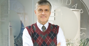 Prof. Dr. Tayfun Uzbay: “Kronik Hastalıkları Olanlar Grip Aşısı Yaptırmalı”