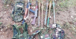 Barış Pınarı Bölgesine Saldırı Hazırlığında Olan Teröristlere Ait RPG-7 Tanksavar Silahı Ve AK-47 Piyade Tüfeği Ele Geçirildi