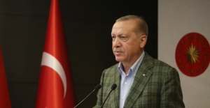 Cumhurbaşkanı Erdoğan, Tüm Yurtta Okunan İstiklal Marşı‘Na Eşlik Etti