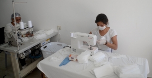 Türkiye’de Bir İlke İmza Atan “Emek Atölyesi” Çocuklar İçin Maske Üretimine Başladı