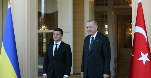 Cumhurbaşkanı Erdoğan, Ukrayna Devlet Başkanı Vladimir Zelenskiy İle Görüştü