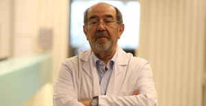 Prof. Dr. Oğuz Tanrıdağ, "Bu Beslenme Tarzı, Alzheimer Belirtilerini Hızlandırıyor"