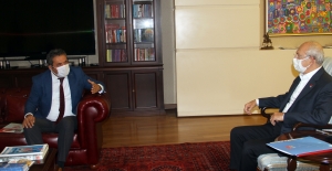 CHP Genel Başkanı Kılıçdaroğlu Birleşik Kamu-İş Konfederasyonu Heyetini Kabul Etti