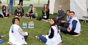 Dünya Doktorları İzmir’i Yalnız Bırakmıyor