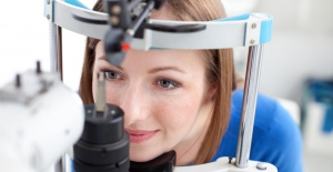 Gözlerdeki Sinsi Tehlike: Diyabetik Retinopati