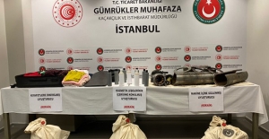 İstanbul'da İki Havalimanında Düzenlenen Operasyonlarda 15 Kilogram Kokain Ele Geçirildi