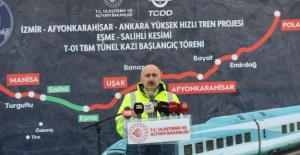 Bakan Karaismailoğlu: “Türkiye’de İlk, Tek Tünel İçerisinde İki Kat İnşa Ediyoruz”