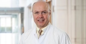 Prof. Dr. Serdar Turhal: "Kolesterol İlaçları Kalın Bağırsak Kanseri Riskini Azaltıyor"