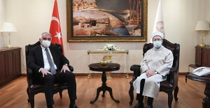 Kültür Ve Turizm Bakanı Ersoy'dan Diyanet İşleri Başkanı Erbaş'a Geçmiş Olsun Ziyareti