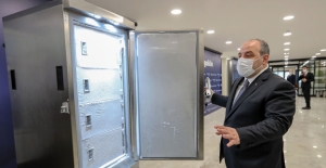 Bakan Varank: "Bu Buzdolabı 140 Bin Dozdan Fazla Aşıyı Saklayabilecek Kapasitede”