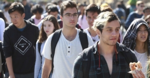 ABD, 500’den Fazla Çinli Üniversite Öğrencisinin Vize Başvurusunu Reddetti