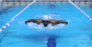 Milli Yüzücü Emre Sakcı Olimpiyat Yolcusu