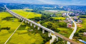 Çin’in Yüksek Hızlı Demiryolu Ağı Ekvatoru Çevreleyebilir
