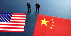 Çin Başbakanı Li Keqiang: “Çin ve ABD’nin Birbirine Açılan Kapıları Kapanmamalı”