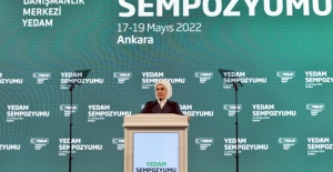 Emine Erdoğan, Yeşilay Danışmanlık Merkezi Sempozyumu’na Katıldı
