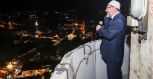 Diyanet İşleri Başkanı Erbaş, Saraybosna’daki Tarihi Caminin 500 Yıllık Geleneğine Göre Ezan Okudu