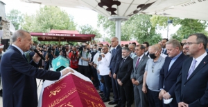 Cumhurbaşkanı Erdoğan, Fethiye Gümüşdağ’ın Cenaze Törenine Katıldı