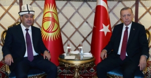 Cumhurbaşkanı Erdoğan, Kırgızistan Cumhurbaşkanı Caparov İle Bir Araya Geldi