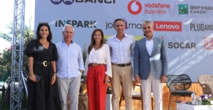 Vodafone Türkiye CEO'su Aksoy:  "2025 Yılına Kadar ‘Çevresel, Sosyal, Yönetişim’ Alanında Liderliği Hedefliyoruz"
