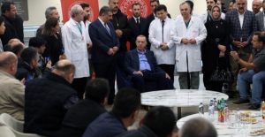 Cumhurbaşkanı Erdoğan, İstanbul'da Tedavi Gören Madencileri Ziyaret Etti