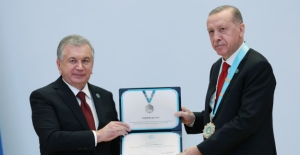 Cumhurbaşkanı Erdoğan'a, Semerkant'ta "Türk Dünyası Ali Nişanı" Verildi