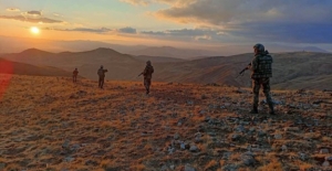 MSB: Suriye ve Yunanistan Sınırlarında 3'ü FETÖ'cü, 2'si PKK/PYD/YPG'lı 8 Kişi Yakalandı