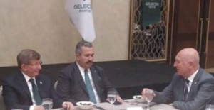 İYİ Partili Subaşı Davutoğlu'nun Toplantısında