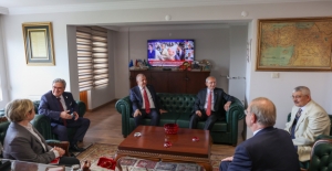 CHP Genel Başkanı ve Cumhurbaşkanı Adayı Kılıçdaroğlu, Zafer Partisi Genel Başkanı Özdağ ile Görüştü