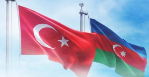 Cumhurbaşkanı Erdoğan, Azerbaycan’ın Bağımsızlık Günü‘nü Kutladı