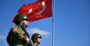 MSB: Yunanistan ve Suriye Sınırlarında 2'si PKK/KCK/ PYD/ YPG'li 1'i FETÖ'cü 3 Şahıs Yakalandı
