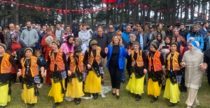 CHP’li Gezmiş Bursa'da Festivale Katıldı