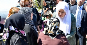 İYİ Parti Genel Başkanı Akşener, Dağıstan Coşkun'un Cenaze Törenine Katıldı