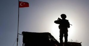 MSB: Yunanistan ve Suriye Sınırlarında 3'ü FETÖ'cü, 2'si PKK/KCK/PYD-YPG'li 46 Kişi Yakalandı