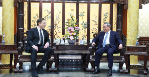 Elon Musk, Çin Başbakanı Li ile Görüştü
