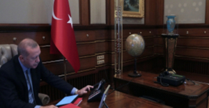 Cumhurbaşkanı Erdoğan, Endonezya Cumhurbaşkanı Subianto ile Telefonda Görüştü