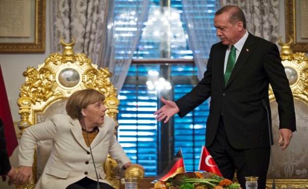 Almanya'da Erdoğan'a Hakarette Son Karar Merkel'de