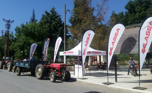 Lassa Çiftçiler Günü'nü Adana'da Kutladı